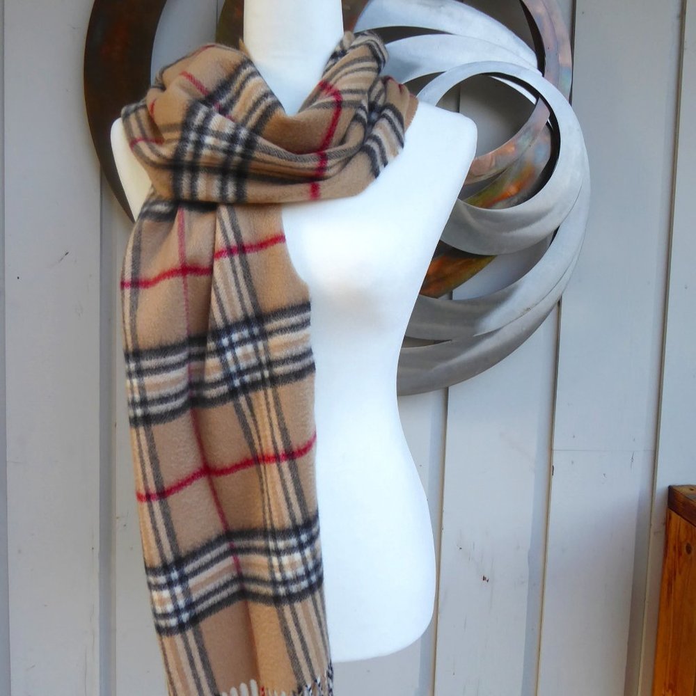 Lux. Europe made, Plaid Cashmere Scarf